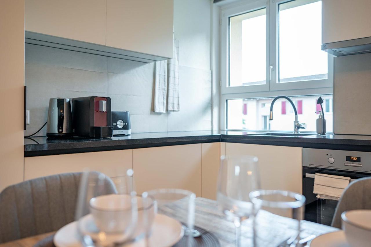 Moderne Wohnung Mit Parkplatz - Top Floor Ostermundigen Buitenkant foto