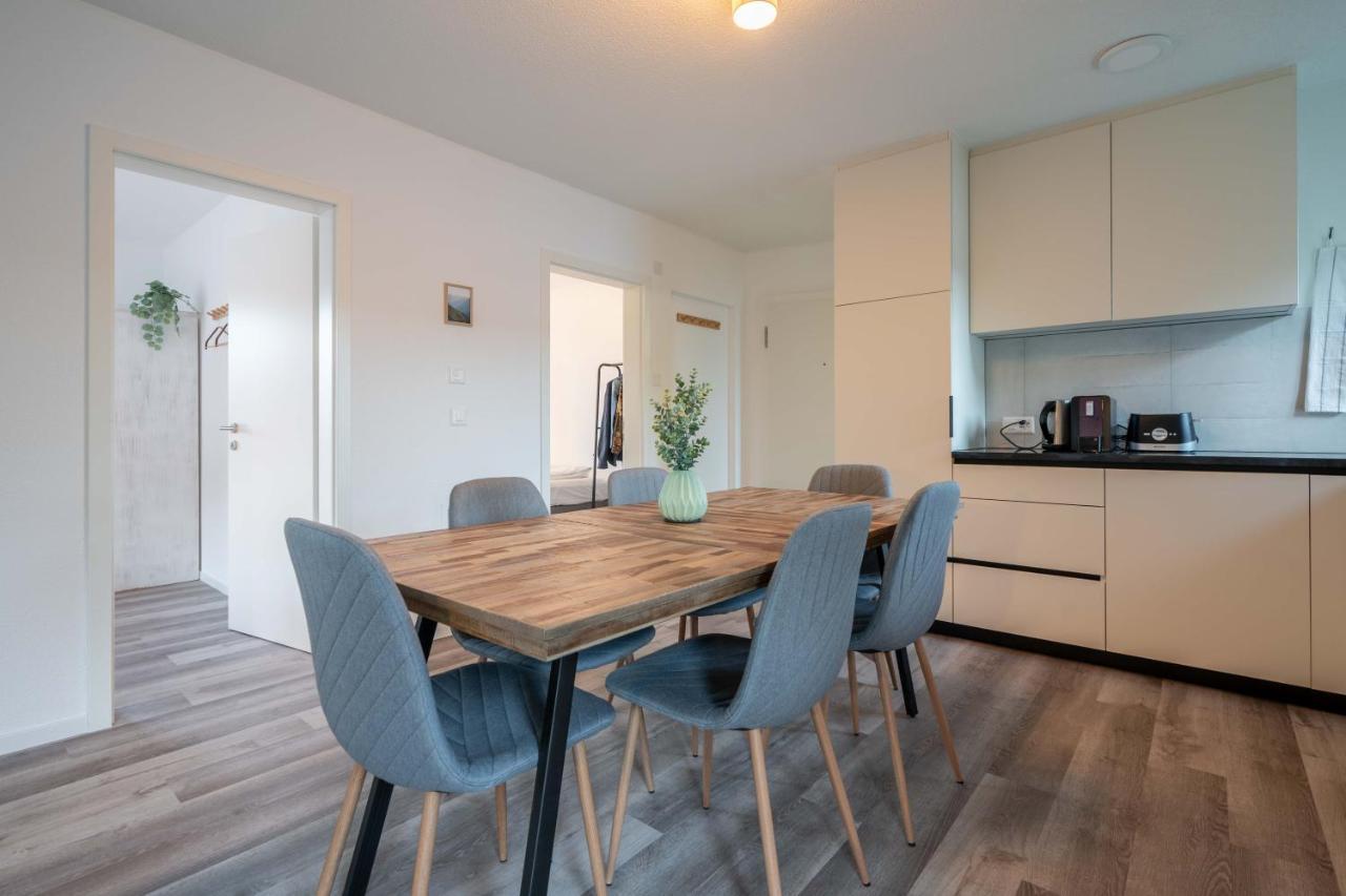 Moderne Wohnung Mit Parkplatz - Top Floor Ostermundigen Buitenkant foto